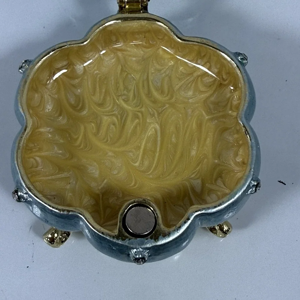 Ornate Victorian Blue Pearl Flower Jewelry Trinket Box Hinged Magnet Closure